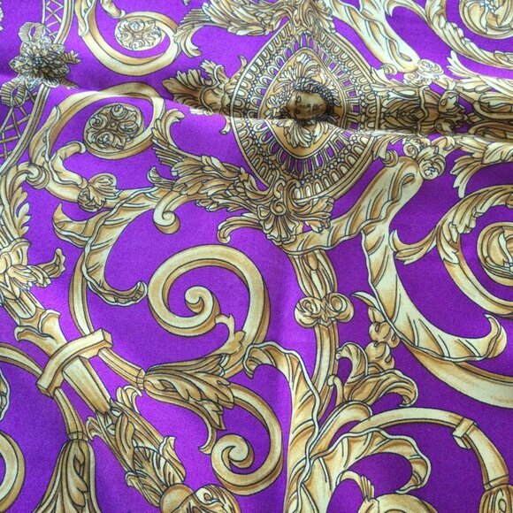 100% Silk Large Atelier Versace Silk Scarf - purple/gold - Picture 11 of 11
